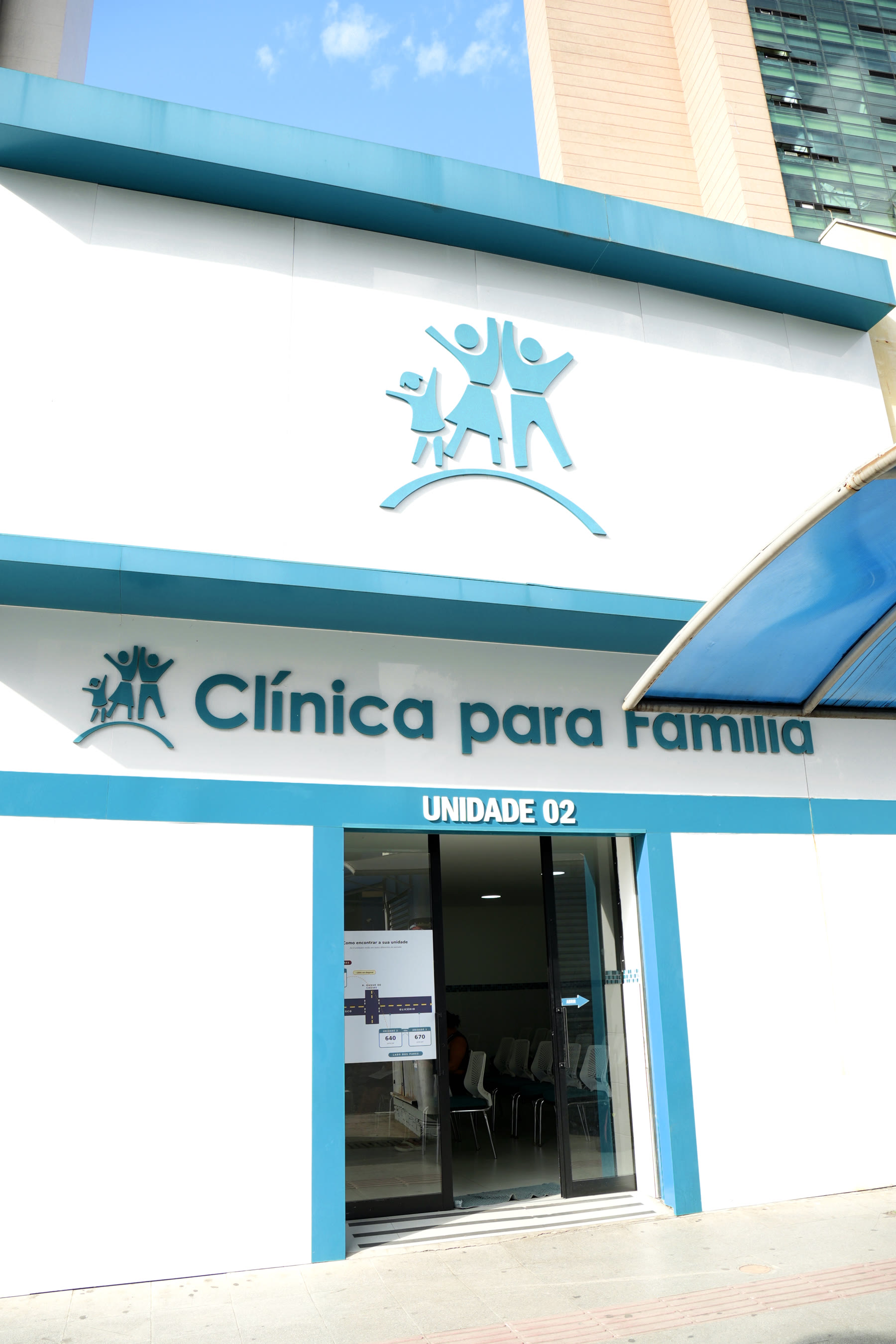 Fachada da Unidade 02 da Clínica Para Família, no número 640